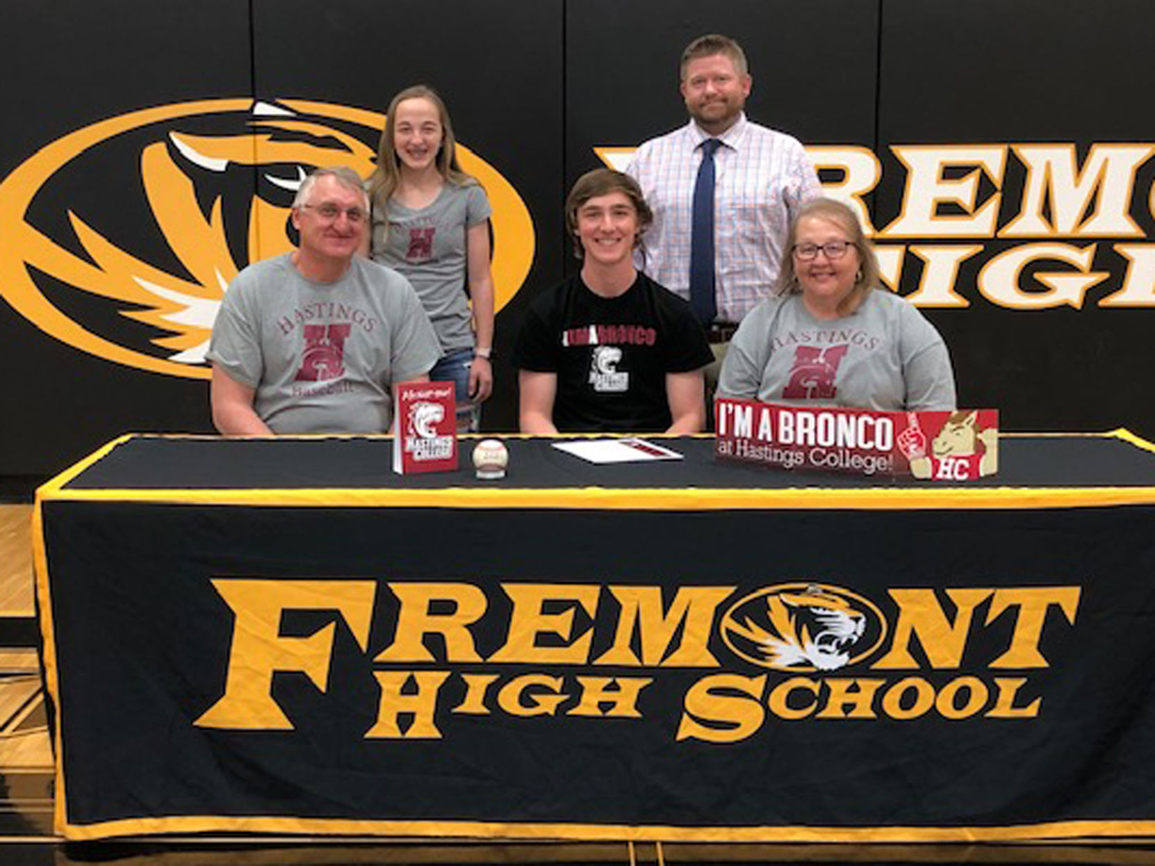 FRE_041521_FHS Signing_p3.jpg